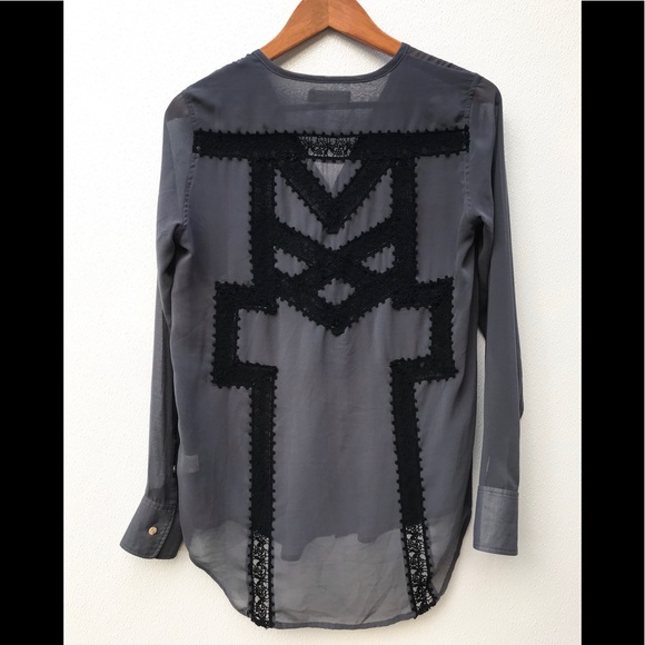 Artisan de Luxe Tops - Artisan De Luxe Anthropologie button shirt sheer